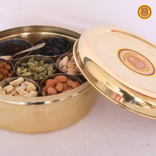 Dried fruits box - brass, hand hammered with kalai